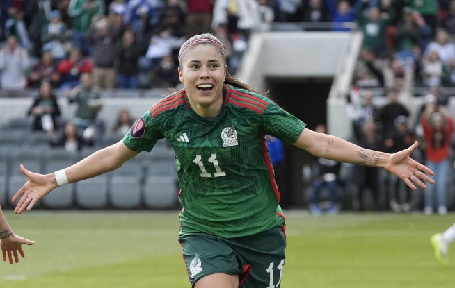 'The Magician' Just Broke a Pay Record in Soccer