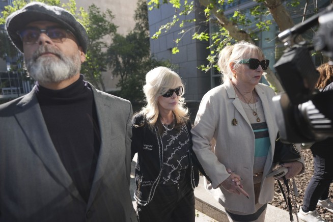 Erik Menendez's Wife: Parole Hearing Was 'Complete Setup'