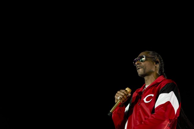 Snoop Dogg Criticism of Gay Couple Causes Ruckus