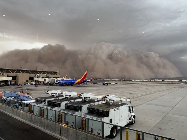 Dust Storm Chaos Halts Burning Man