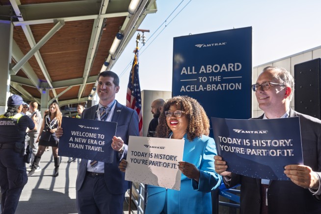 New Acela Trains Couldn't Catch Older Ones