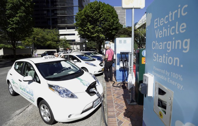 Oregon May Be 2nd State to Make Big Change on EVs