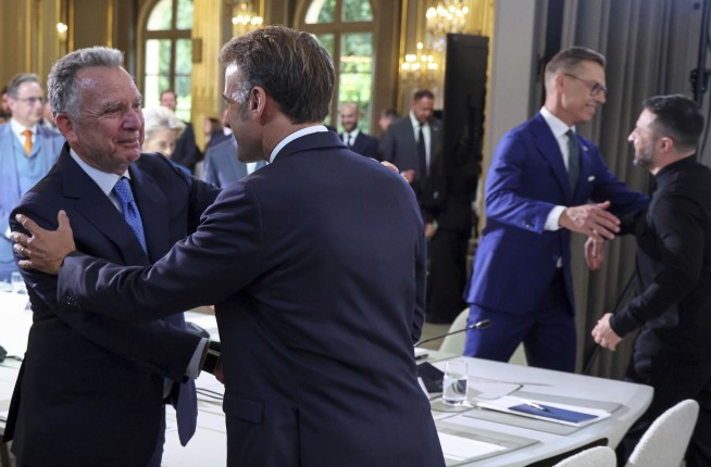 Putin Warns West About Deploying to Ukraine