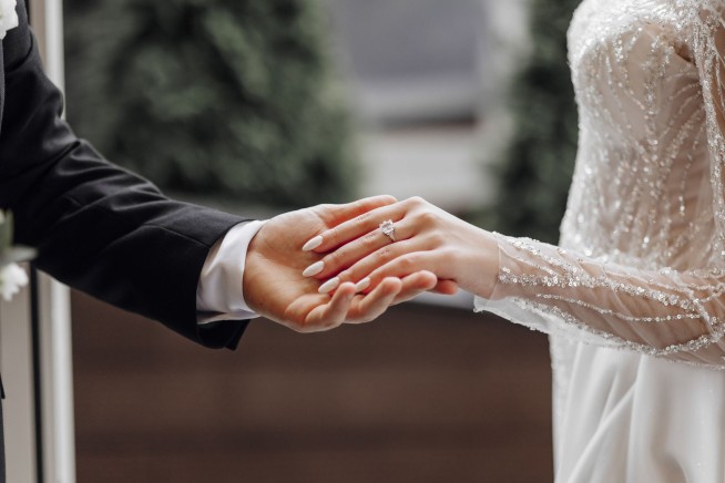 4 Years Later, Mystery Wedding Crasher Is IDed