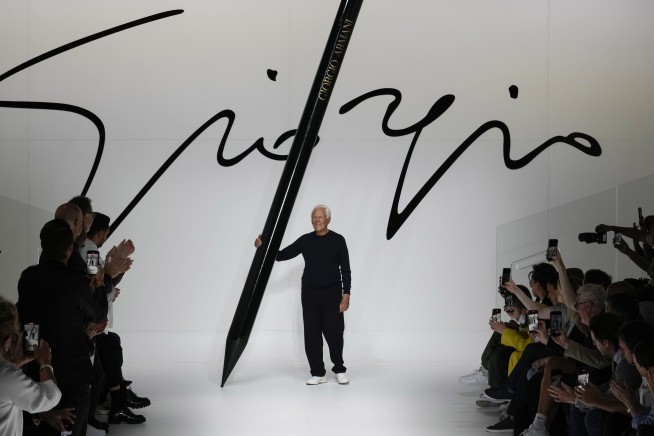 Armani Will Tells Heirs to Sell or List Fashion Empire
