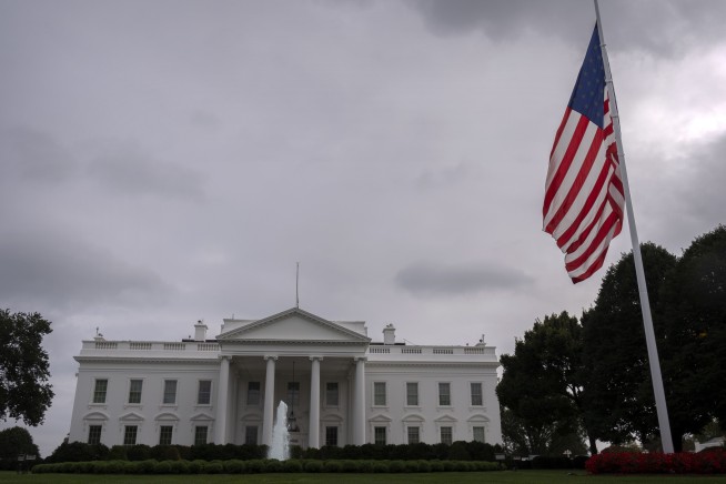 Iowa County Official Won't Lower Flags for Kirk