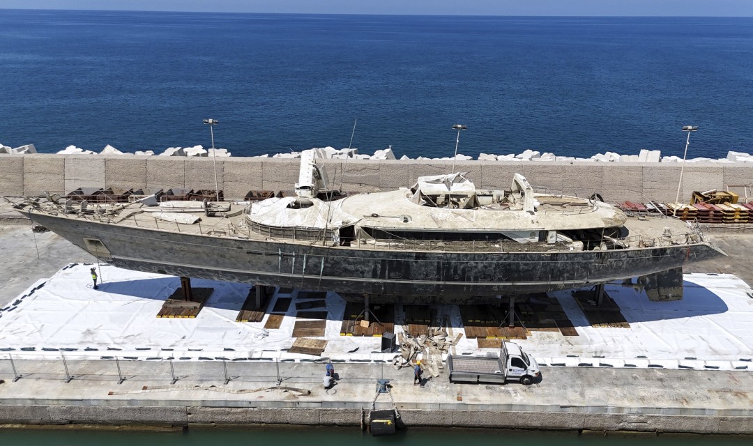 Image for article Yachts Signature Feature Proved to Be Its Fatal Undoing