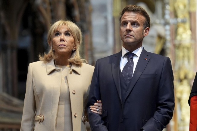 Macrons to Submit Gender Evidence in US Defamation Suit