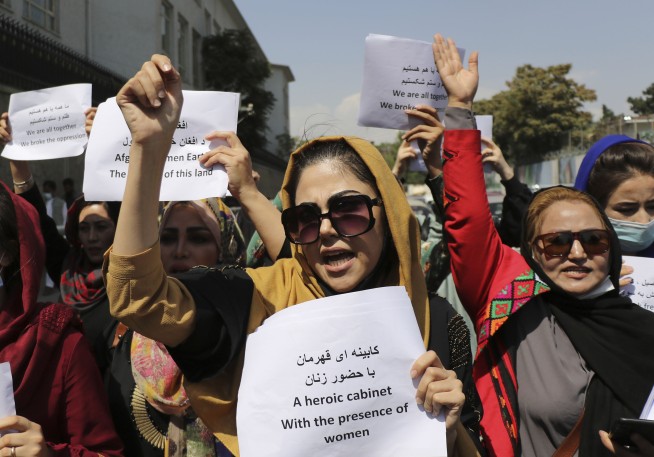 Taliban Yanks Women's Books, Courses From Colleges