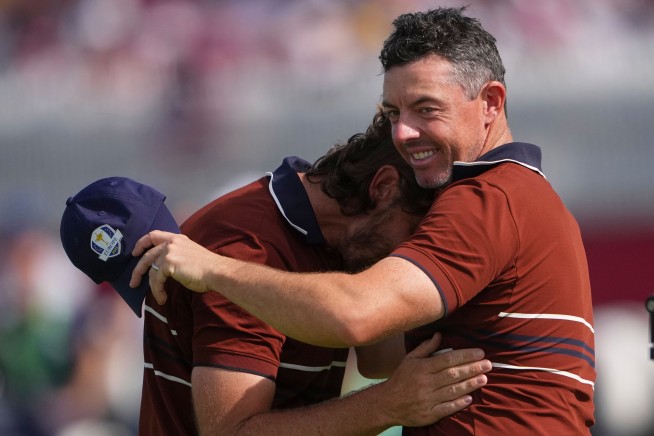 McIlroy Snaps at Hecklers