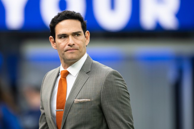 Mark Sanchez Out of Hospital, Still in Legal Hot Water