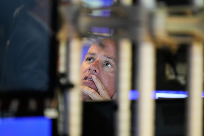 Wall Street Takes Another Pause From Rally