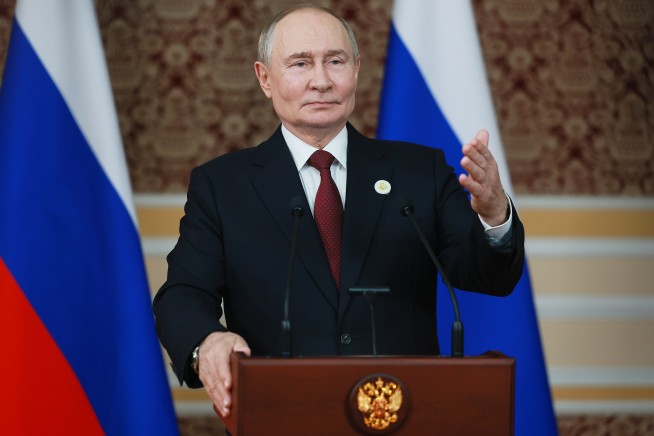 Putin Praises Trump, Disses Nobel Committee