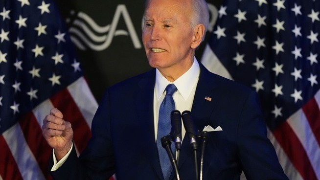 Biden Adjusts His Cancer Treatment Plan
