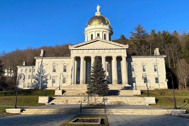 State Senator Resigns Over Remarks in GOP Group Chat