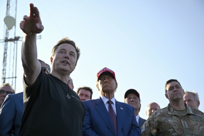 Cards Against Humanity, SpaceX Reach a Settlement