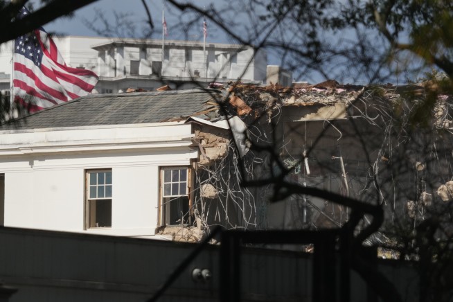 Now It's the Entire East Wing Going, and the Cost Is $300M