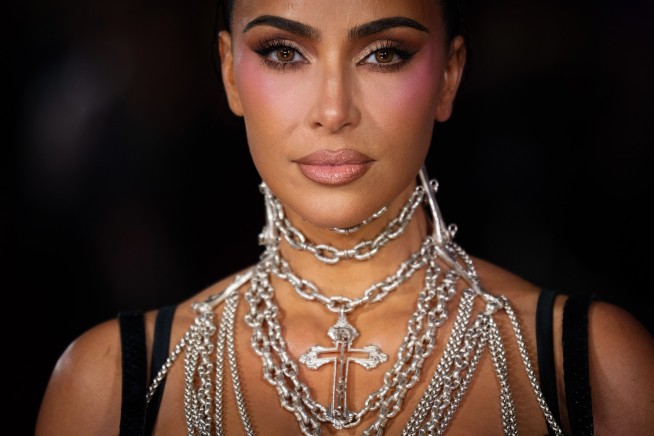 Kim Kardashian Says She'll Be a Lawyer in 2 Weeks