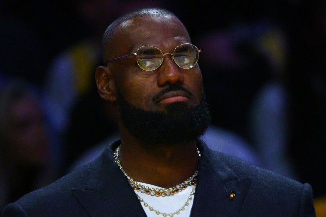 Defendant Allegedly Leaked Inside Info on Lebron to Bettors