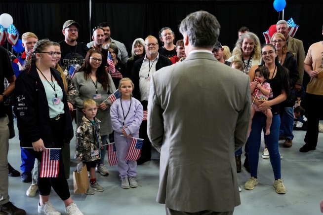 Feds Confirm Drastic Overhaul of Refugee Admissions