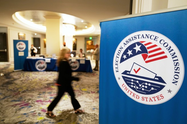 Judge: Trump Can't Add Citizenship Proof to Voter Registration