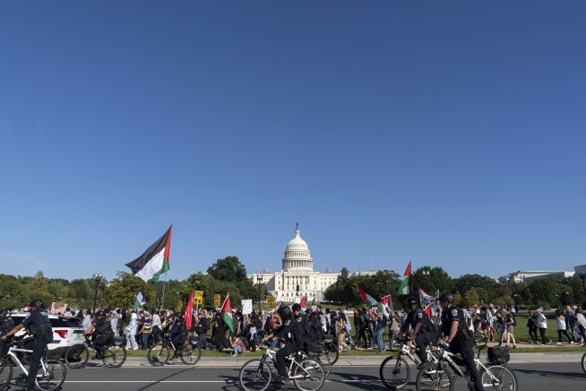 MAGA Singles Struggle to Find Love in Deep-Blue DC