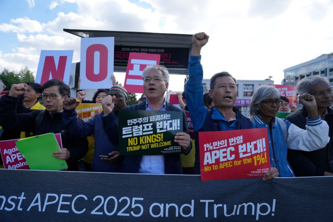 In Agreeing to Expand Ties, South Korea Asks Favor of Xi