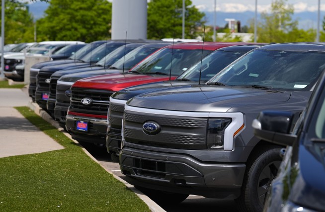 Report: Ford Mulls Pulling the Plug on F-150 Lightning