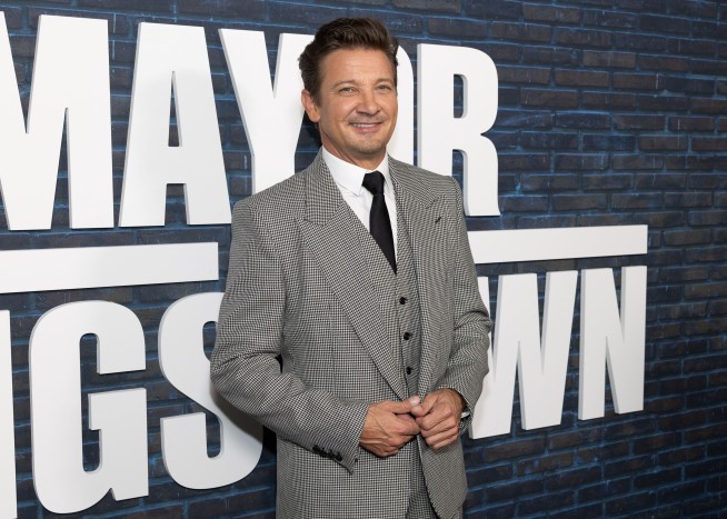 Renner Denies Filmmaker's Claims, Throws Them Back