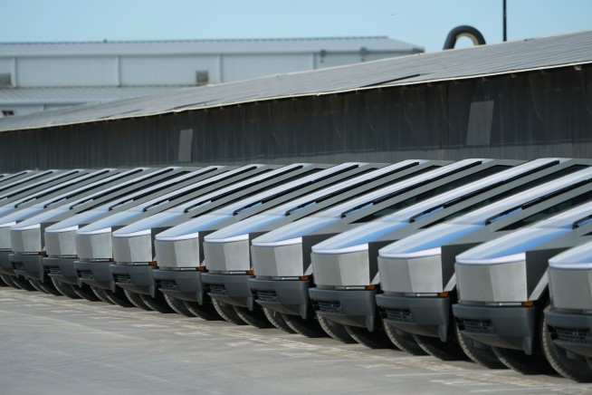 Cybertruck Chief Is Leaving Tesla