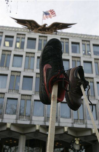 Shoe-Thrower Tortured Into Writing Apology