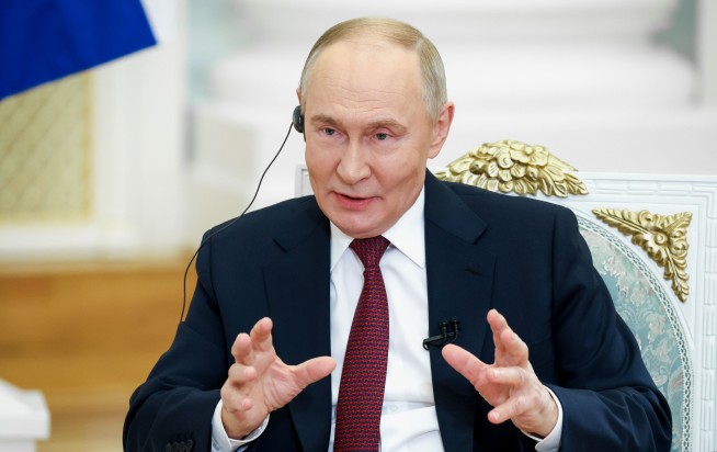 Putin Demands Full Control of Donbas