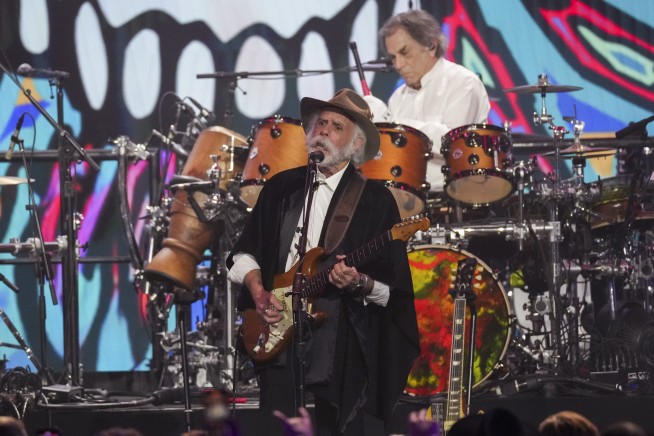 Grateful Dead Breaks Record for Most Top 40 Albums