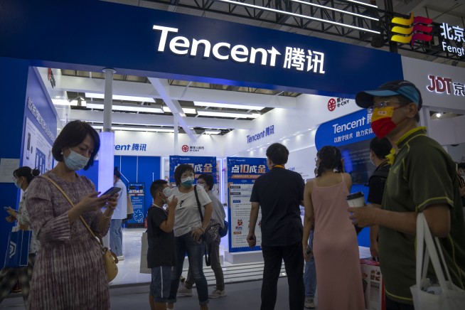 Amid Scrutiny, Tencent Ditches Paramount's Warner Bros. Bid