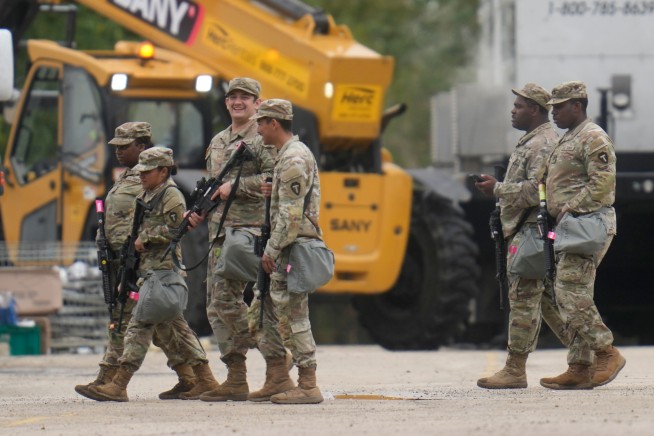 SCOTUS Won't Let Trump Send Troops to Chicago