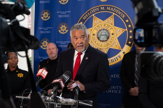 FBI: Escaped Inmates Terrorized Lyft Driver