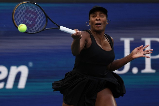 At 45, Venus Williams Returns to the Australian Open