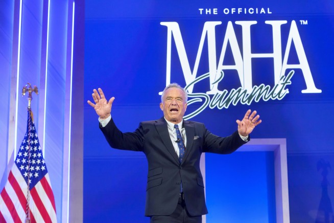 CDC Slashes Number of Recommended Childhood Vaccines