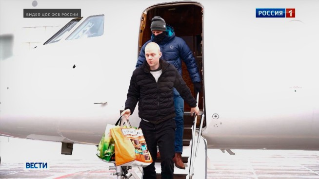 Russia Frees French Academic in Prisoner Exchange