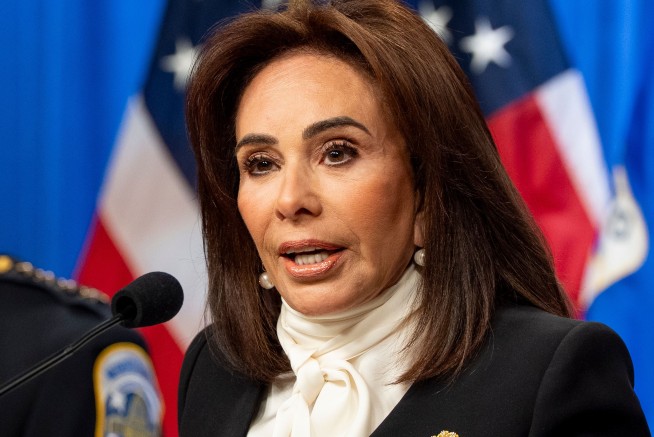 Pirro Didn't Give Bosses a Heads Up Before Powell Move