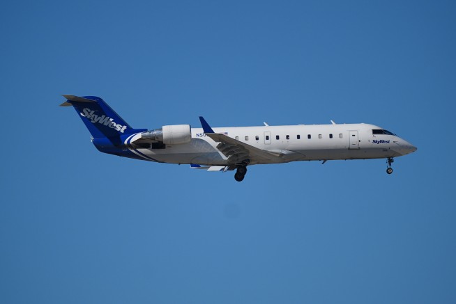 Man Who Tried to Open Plane Door Lands in Prison