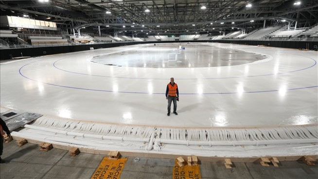 In the World of Speedskating, This Has Never Been Done