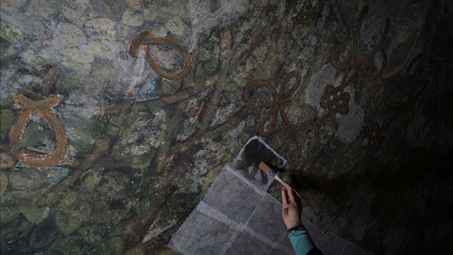 A Long-Hidden Wall, Once Touched by da Vinci, Is Exposed