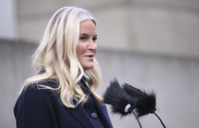 Norway Crown Princess Admits 'Poor Judgment' With Epstein