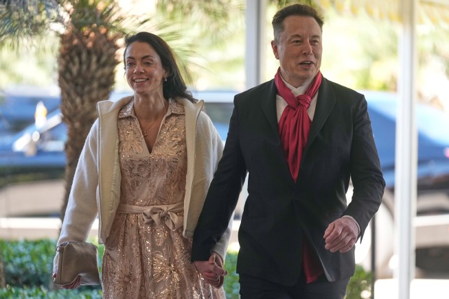 After Ukraine's Ask, Musk Cuts Off Russia's Starlink Access