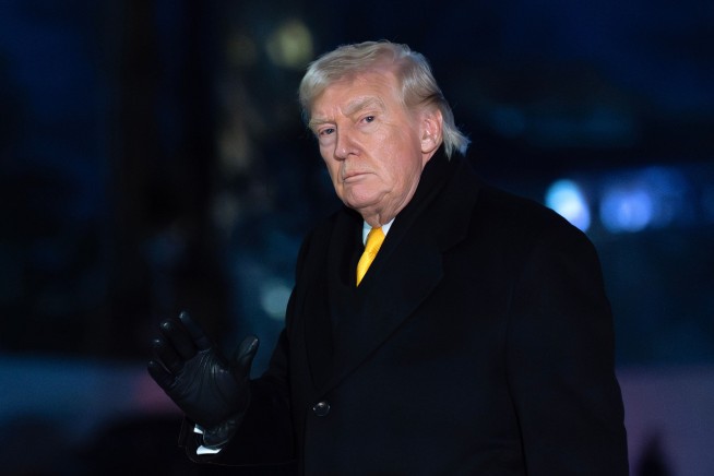 Report: Trump Told Chief 'Everyone' Knew About Epstein