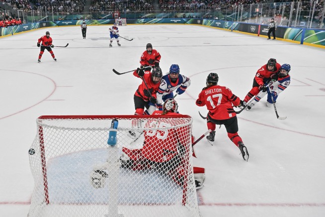 US Dominates Canada 5-0 in Hockey Showdown