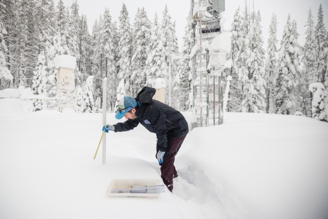 California Issues Warnings About Dangerous Winter Storm