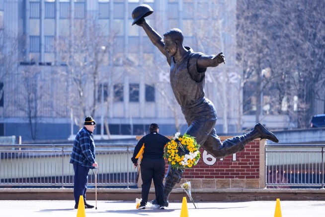 Bill Mazeroski's Home Run Left Mickey Mantle in Tears