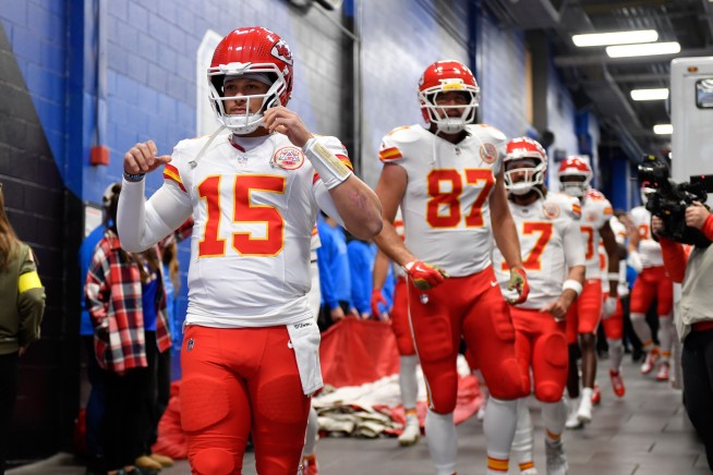 Mahomes, Kelce Steakhouse Hit With Lawsuit